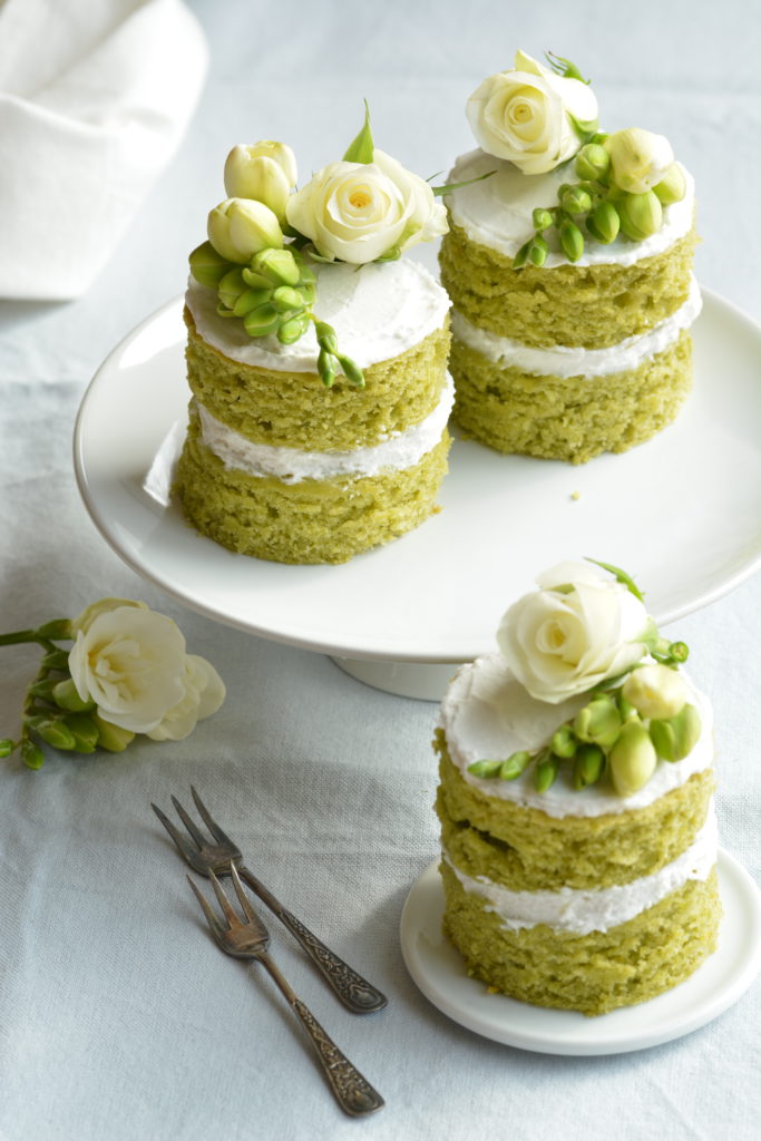 Springtime sweetpea and basil mini cakes with vanilla and