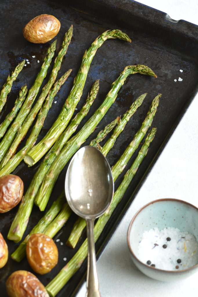 geroosterde asperges
